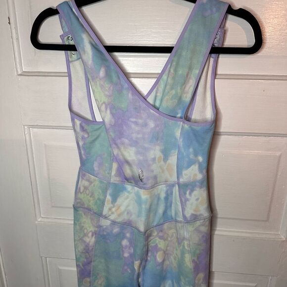 Free People || Back Crossover Pastel Tie Dye Onesie Jumpsuit Size Small - Picture 8 of 9